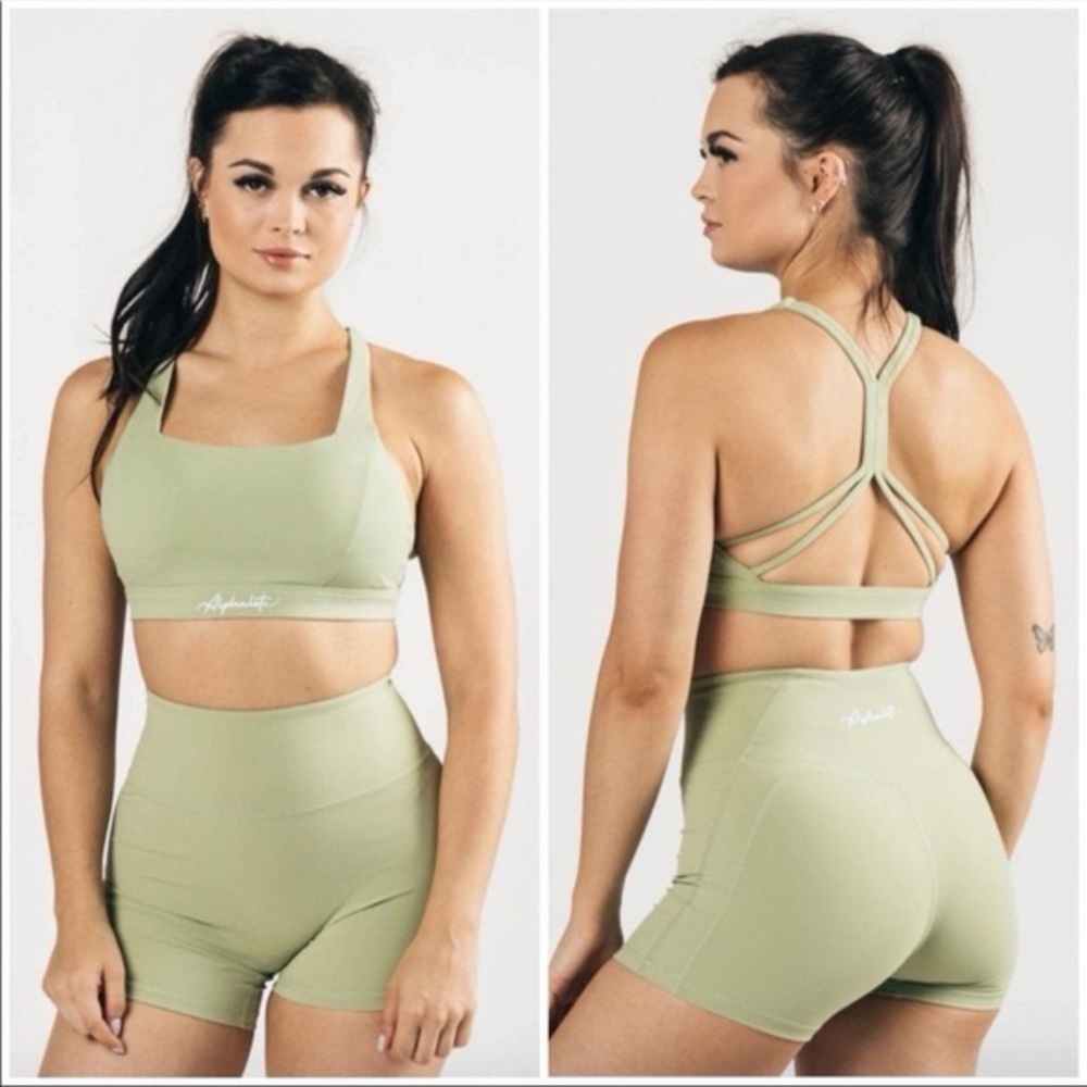 Alphalete Pulse Kinetic Bra “Matcha”